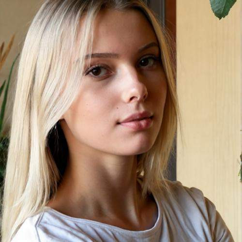 Québecoise sulfureuse veut plaisir simple rapide