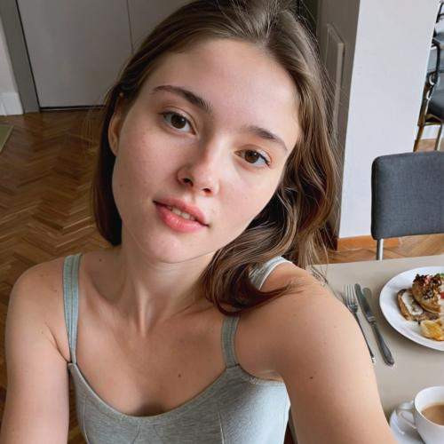 Femme sensible cherchant chaleur à partager